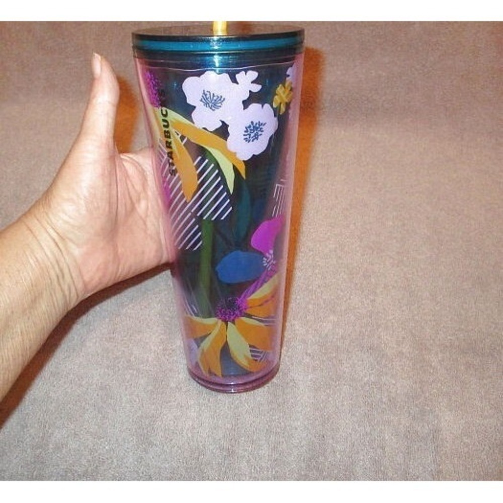 Starbucks Purple Flower Venti Tumbler With Straw Cold Cup 24 oz Hawaiian 2022 - Picture 4 of 9